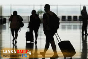 මාස 8ක් තුළ මෙරට ශ්‍රමිකයින් ලක්ෂ 2ක් රැකියා සදහා රට ගිහින්
