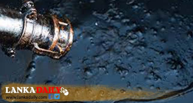 ලෝක වෙළෙඳපොළේ බොරතෙල් මිල ඇ.ඩොලර් 100 සීමාව ඉක්මවයි