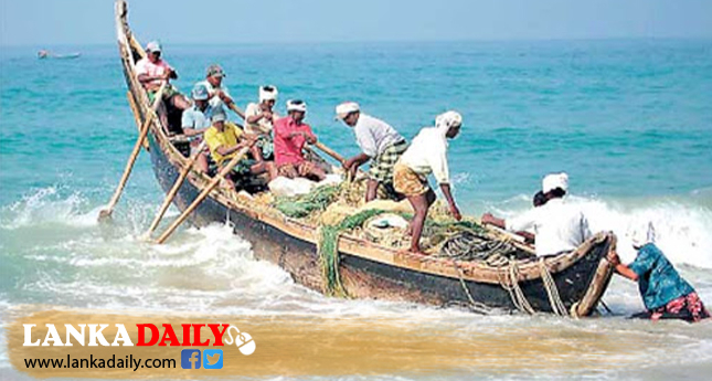 මුහුදු ගමන් වලට කාලගුණයෙන් රතු එළි