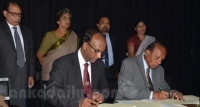 චන්ද්‍රිකා, කැම්පස් කොල්ලන්ට කෙල්ලන්ට අලුත් පාඩමක් උගන්වන්න හදයි