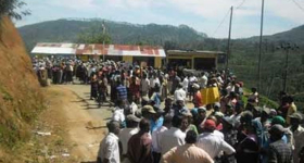 කොළඹ හෝටල්වල සේවය කළ වතුකරයේ සේවකයින් රැකියාව අත්හැර වතුකරයට